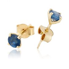 עגילים צמודים מזהב משובצים באבני ספיר