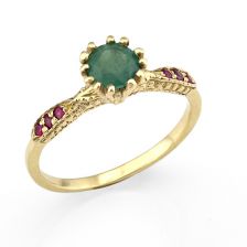 טבעת אירוסין משובצת אמרלד ורובי 