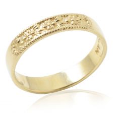  טבעת נישואין מעוטרת