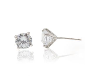Elegant Diamond Stud Earrings 