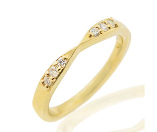 Diamond Twist Ring